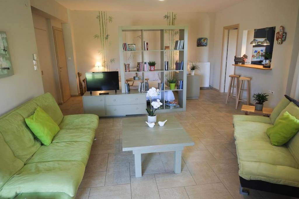 Apartment With Garden In Thessaloniki. Exterior foto